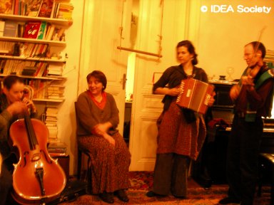 http://www.idea-society.org/data/20091220a.jpg