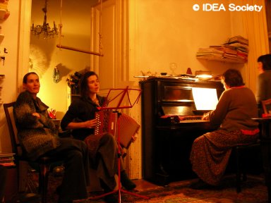 http://www.idea-society.org/data/20091220e.jpg