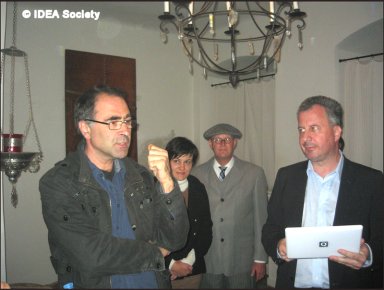 http://www.idea-society.org/data/2011/20110921b.jpg