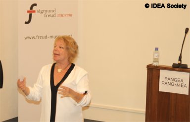 http://www.idea-society.org/data/2011/20111118j.jpg