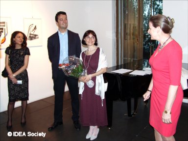 http://www.idea-society.org/data/2012/20120427c.jpg