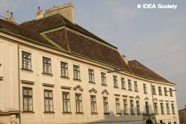 http://www.idea-society.org/data/Event_20091009_1.jpg